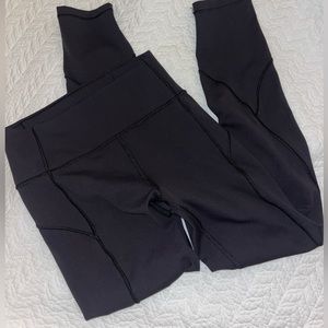 black lululemon leggings